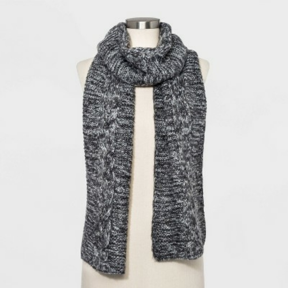 Universal Thread Women's Cable Knit Oblong Winter Scarf Gray Size: OS